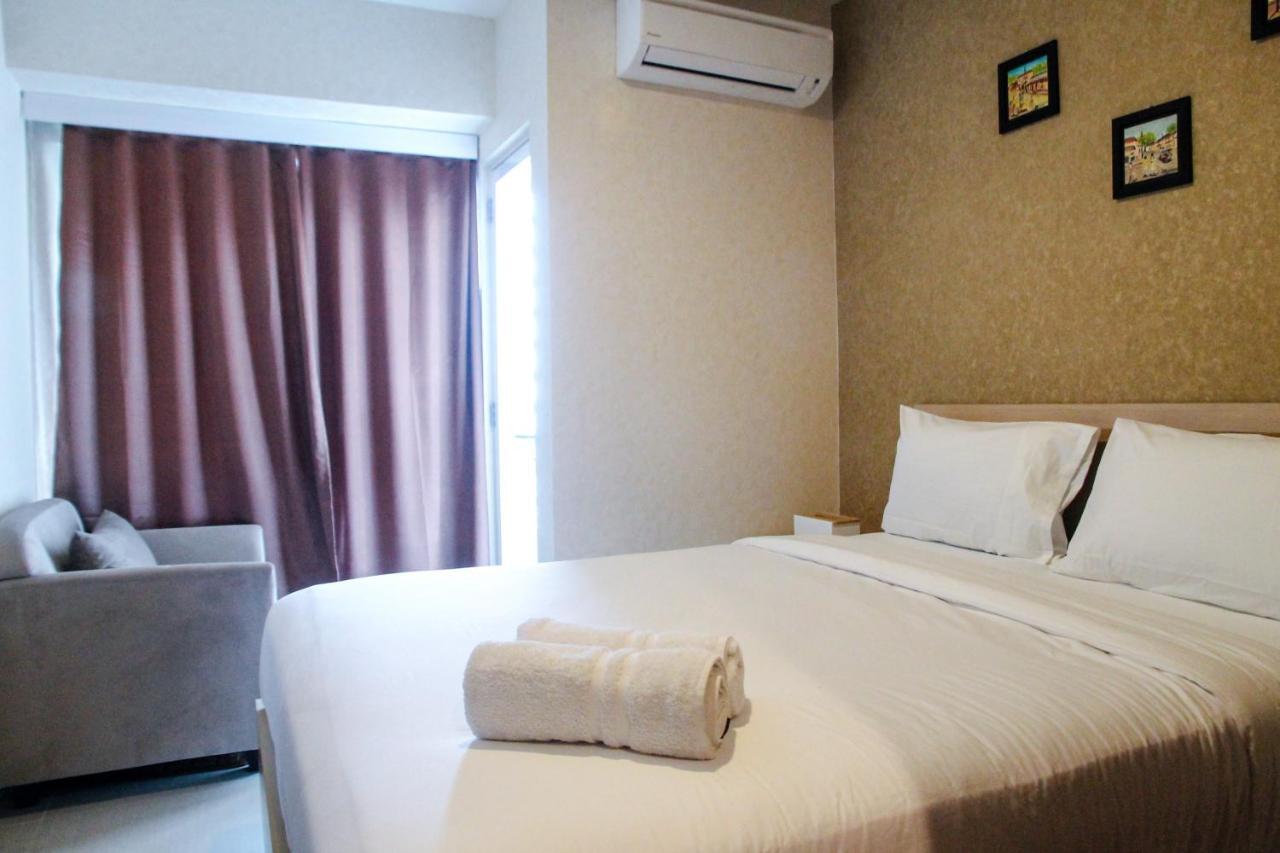 Minimalist And Comfy 1br Grand Kamala Lagoon By Travelio Bekasi