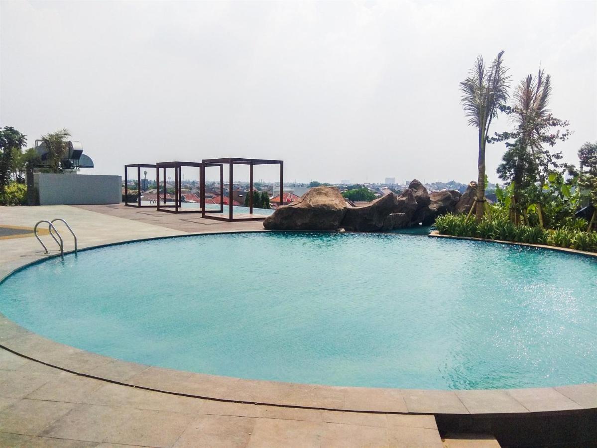 Minimalist And Comfy 1br Grand Kamala Lagoon By Travelio * Bekasi